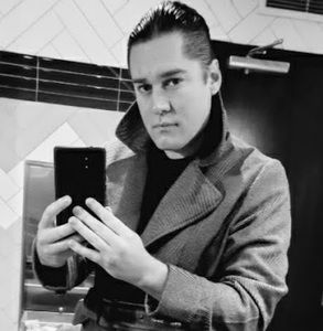 Meet your Posher, Daniel